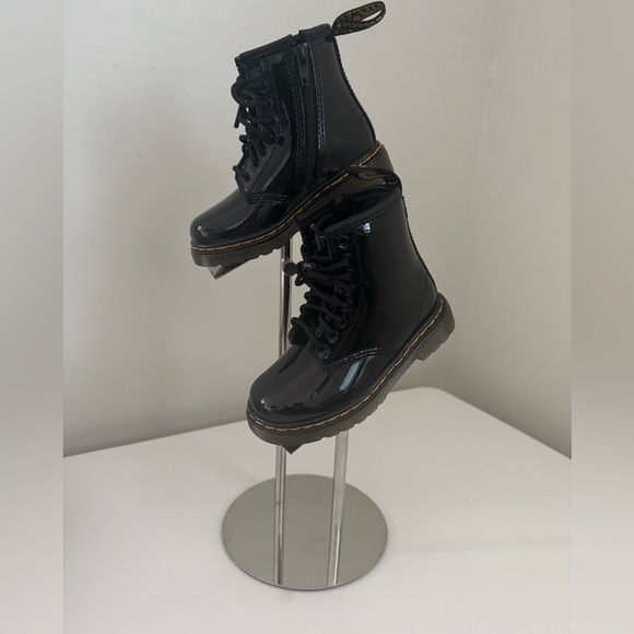 Dr. Martens 1460 Patent Leather Lace Up Boots (Toddler US 7) - Picture 4 of 8